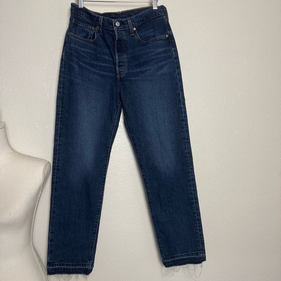 Levi's 501 Dark Blue Denim - Picture 7 of 11